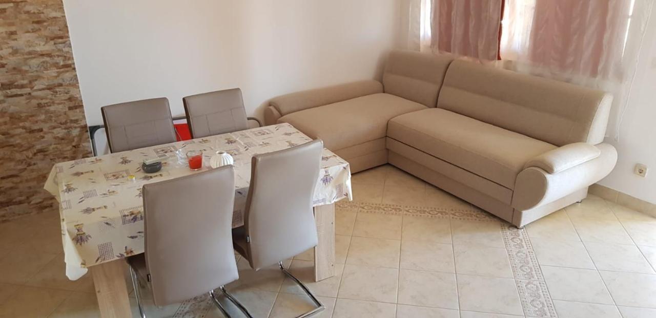 Apartments With A Parking Space Vir - 18407 Экстерьер фото